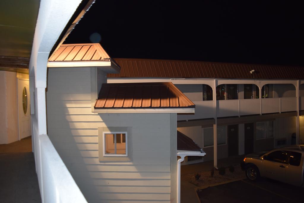 Little Suites Provo Extended Stay Экстерьер фото