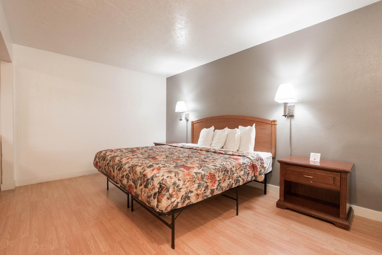 Little Suites Provo Extended Stay Экстерьер фото