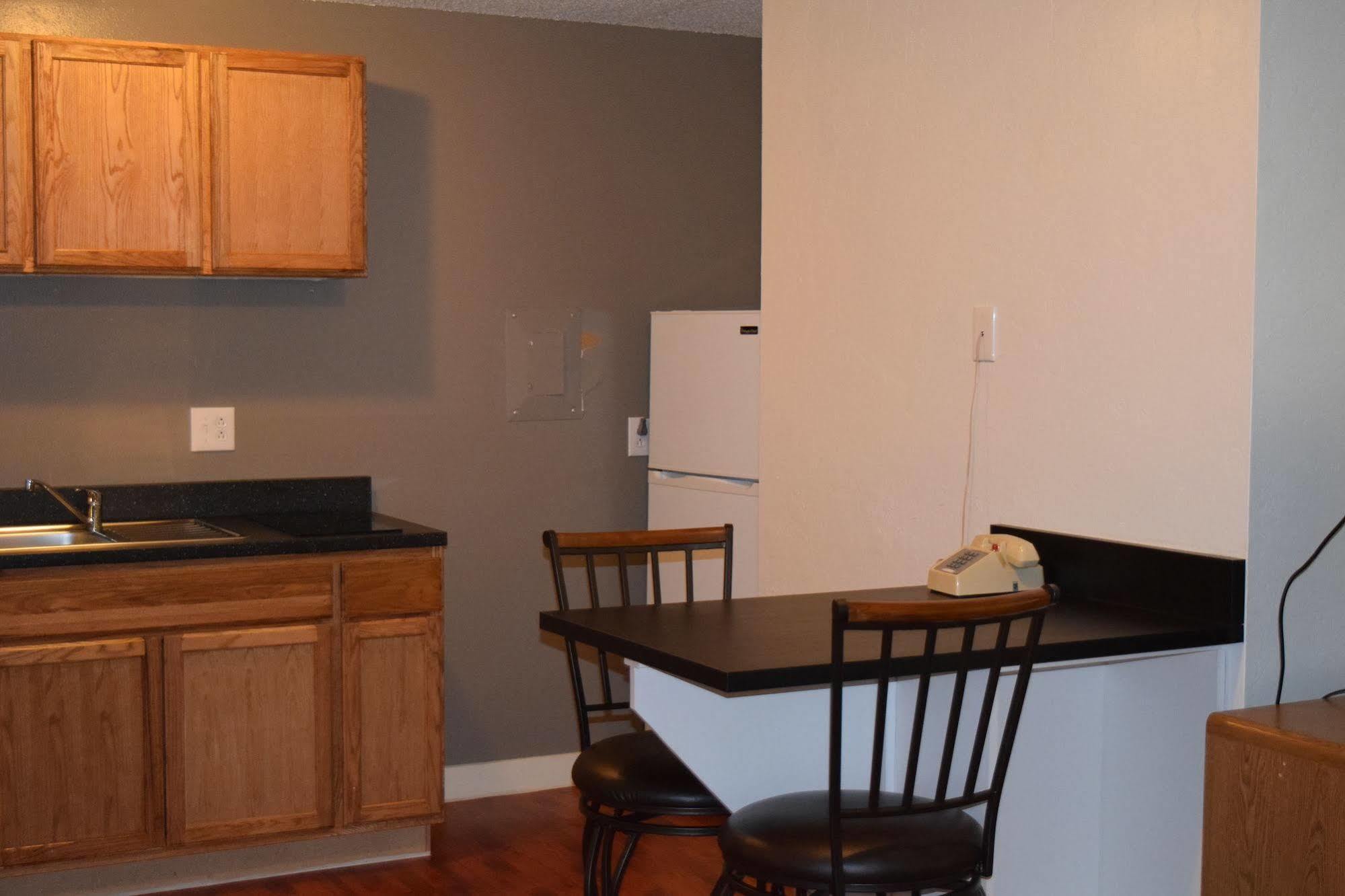 Little Suites Provo Extended Stay Экстерьер фото