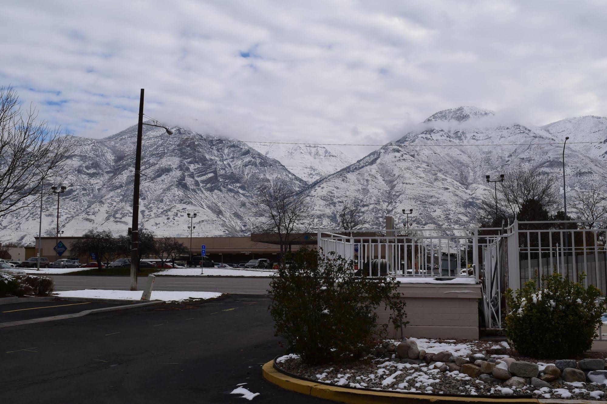 Little Suites Provo Extended Stay Экстерьер фото